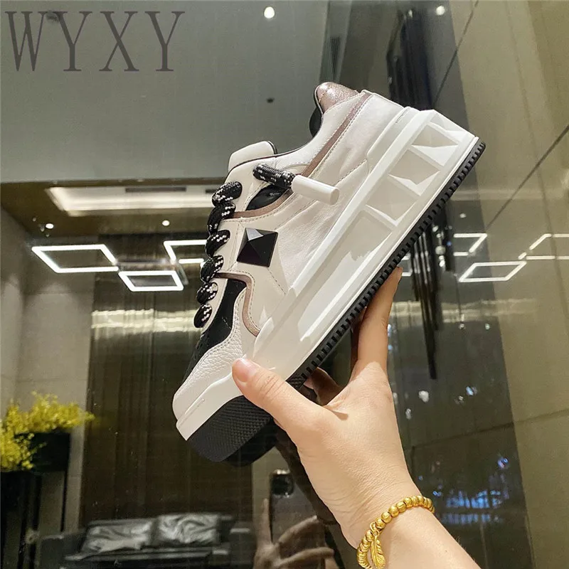 Autumn New Round Toe Casual Sneakers Women Rivet Decor Flats Lace-Up Real Leather Thick Sole Height Increase Walking Shoes 2023
Autumn New Round Toe Casual Sneakers Women Rivet Decor Flats Lace-Up Real Leather Thick Sole Height Increase Walking Shoes 2023