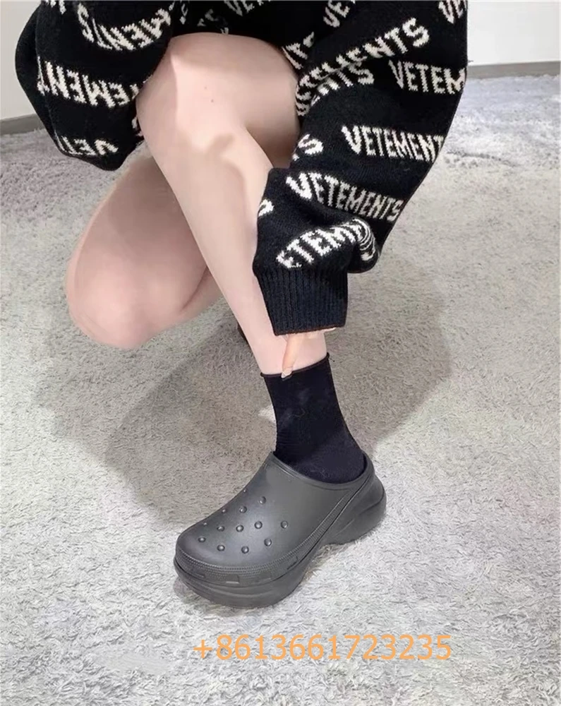 2023 Summer New Thick-Soled Hole Shoes Black/white Women Outer Wear Increased Beach Non-Slip Sandals Fashion Slip On Slippers
2023 Summer New Thick-Soled Hole Shoes Black/white Women Outer Wear Increased Beach Non-Slip Sandals Fashion Slip On Slippers