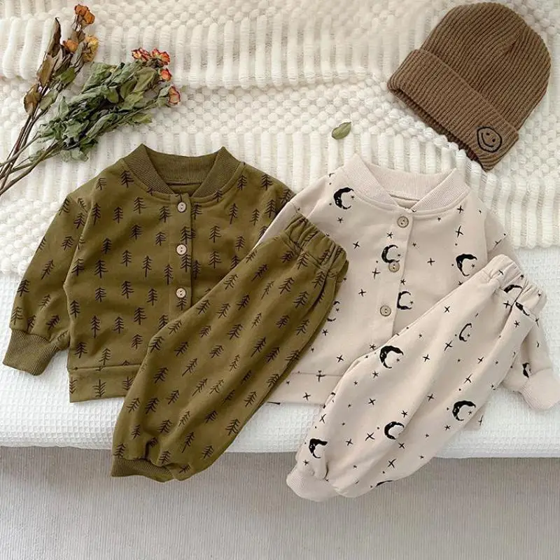 Autumn Winter Kids Tracksuit Boy Children Print Baseball Coat Suit Girl Baby Casual Tops + Pants 2pcs Infant Cotton Jacket Set
Autumn Winter Kids Tracksuit Boy Children Print Baseball Coat Suit Girl Baby Casual Tops + Pants 2pcs Infant Cotton Jacket Set
