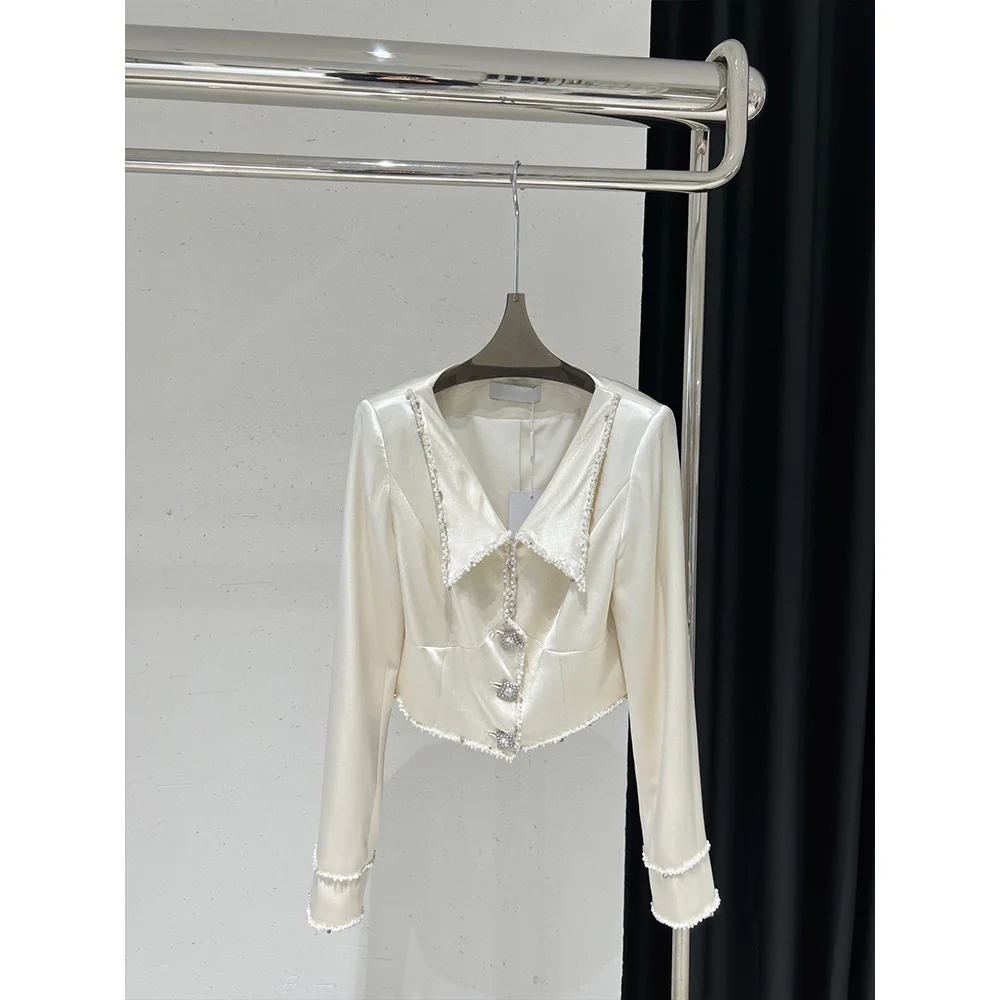 High quality! 24 spring and summer temperament celebrity style shirt collar diamond chain edge versatile thin tops 
High quality! 24 spring and summer temperament celebrity style shirt collar diamond chain edge versatile thin tops