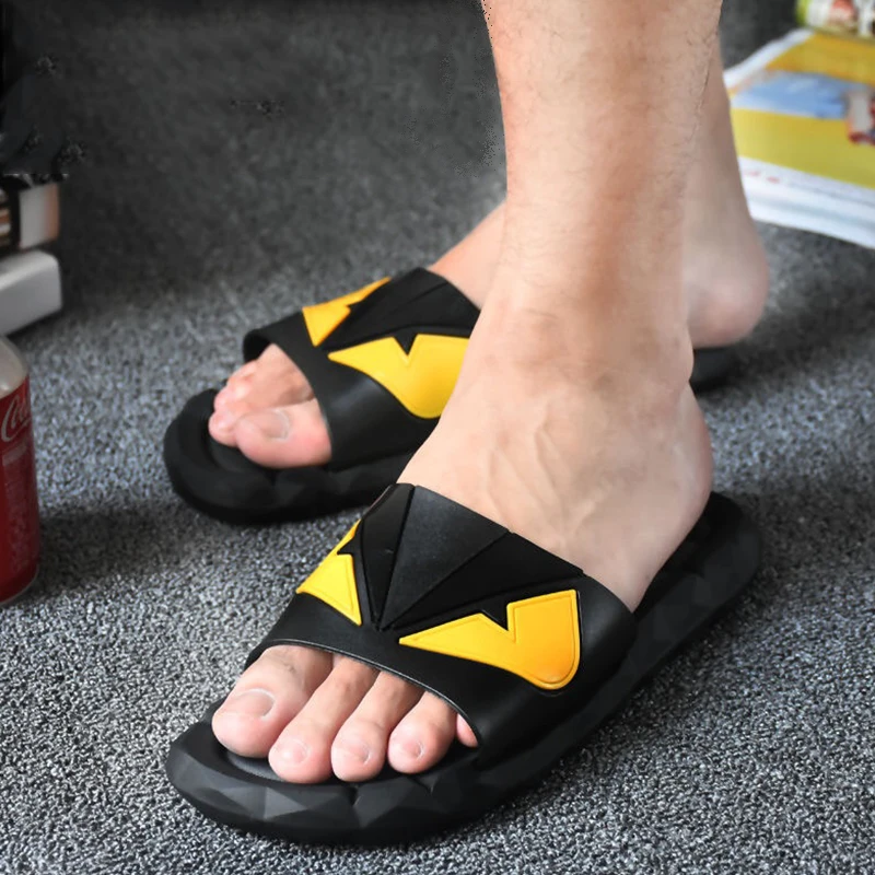 Fashion Monster Men Slippers Summer Homewear Bathroom Flats Designer Shoes Sandals Non-slip Soft Beach Flip Flops Slides Novelty
Fashion Monster Men Slippers Summer Homewear Bathroom Flats Designer Shoes Sandals Non-slip Soft Beach Flip Flops Slides Novelty
