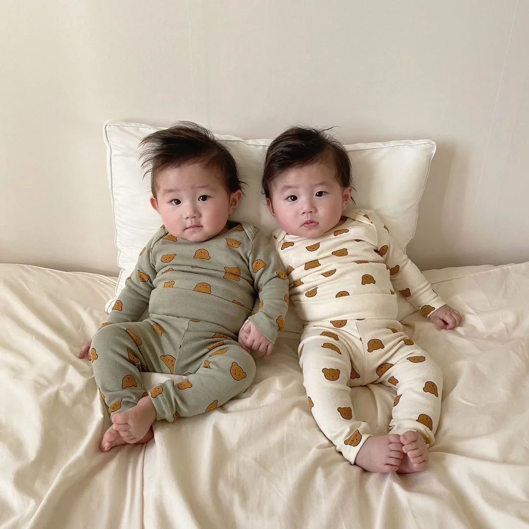 7989 Baby Clothing Set Home Clothes 2021 New Baby Boy Belly Underwear Set Cartoon Bear Print Baby Girl 2 Pieces Suit Outfits
7989 Baby Clothing Set Home Clothes 2021 New Baby Boy Belly Underwear Set Cartoon Bear Print Baby Girl 2 Pieces Suit Outfits