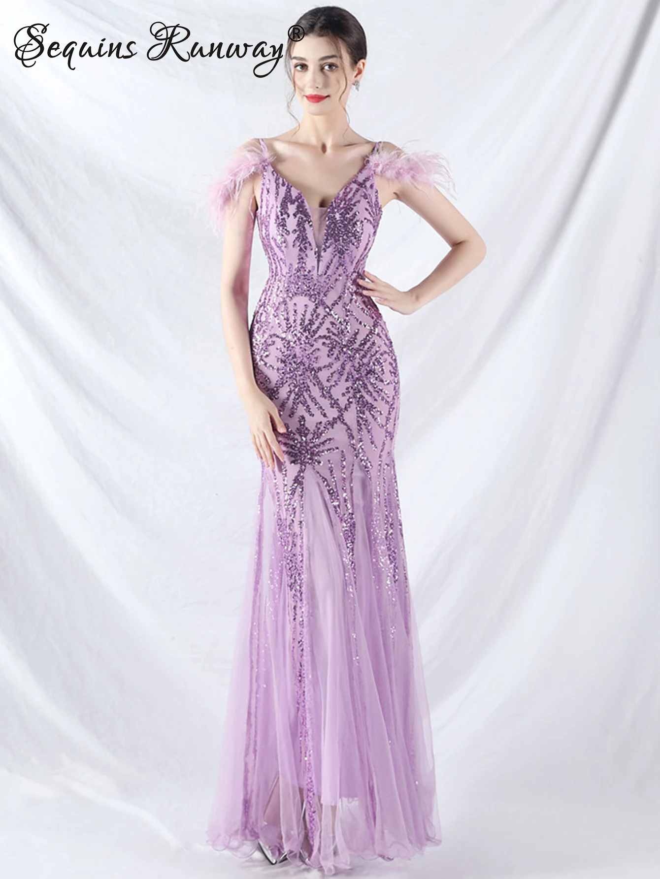 Платье женское длинное с блестками, пикантное Элегантное свадебное вечернее роскошное платье для подружки невесты, выпускного вечера, черный и белый цвета, на лето
Платье женское длинное с блестками, пикантное Элегантное свадебное вечернее роскошное платье для подружки невесты, выпускного вечера, черный и белый цвета, на лето