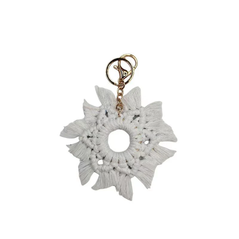 Christmas Macrame Star Keychain - Handwoven Holiday Charm 5 Se9547b19a65e43f9bb7e8f2122f634fcr