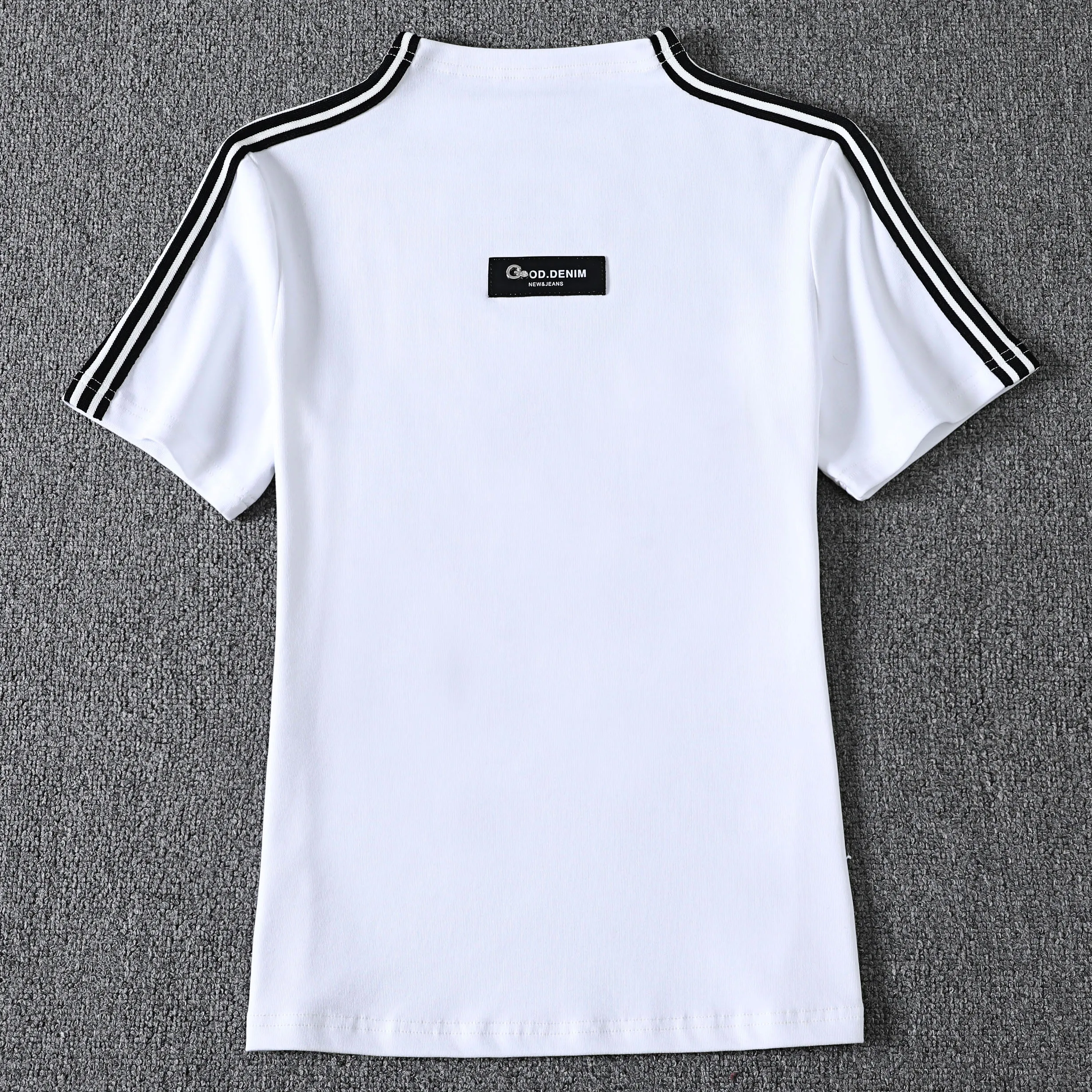 The new female half high collar short sleeve T-shirt cotton thin render unlined upper garment
The new female half high collar short sleeve T-shirt cotton thin render unlined upper garment