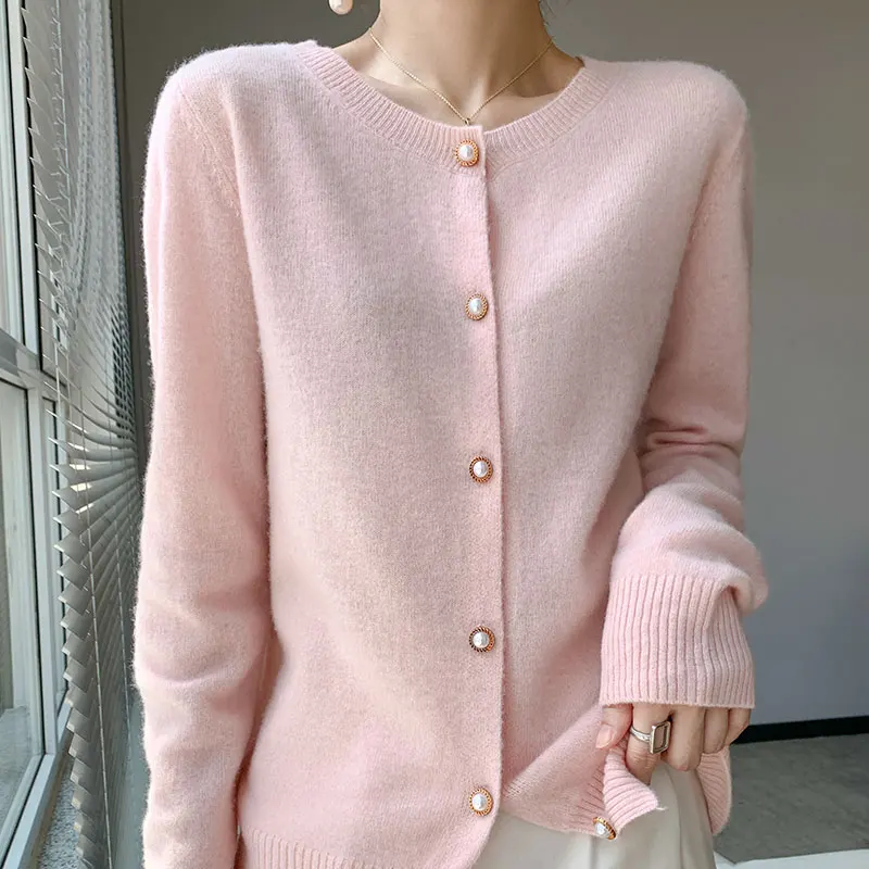 100% Pure Wool Cashmere Sweater Women's O-Neck Cardigan Warm 2022 Autumn and Winter Knitted Loose Top Underpin Korean Fashion
100% Pure Wool Cashmere Sweater Women's O-Neck Cardigan Warm 2022 Autumn and Winter Knitted Loose Top Underpin Korean Fashion