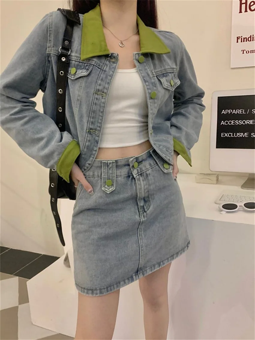Alien Kitty Summer Retro Sets Women Patchwork Denim Jackets OL High Waist 2023 Slim Sexy Mini Skirts Daily Jeanswear Suits
Alien Kitty Summer Retro Sets Women Patchwork Denim Jackets OL High Waist 2023 Slim Sexy Mini Skirts Daily Jeanswear Suits
