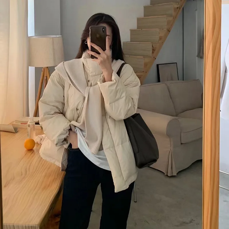 2022 winter women's down jacket fashion hooded knitted scarf age-reducing loose short thickened white duck down jacket women
2022 winter women's down jacket fashion hooded knitted scarf age-reducing loose short thickened white duck down jacket women