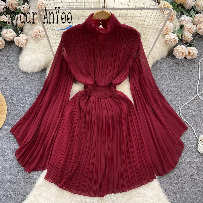 Fashion Women's New In Dresses 2023 Summer Vestidos Flare Sleeve Turtleneck Luxury Pleated Party Dress A-Line Chic Female Robe
Fashion Women's New In Dresses 2023 Summer Vestidos Flare Sleeve Turtleneck Luxury Pleated Party Dress A-Line Chic Female Robe
