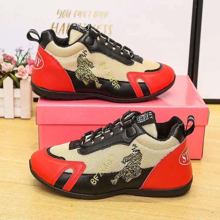 2023Women Shoes Autumn Casual Platform Dad Shoes Fashion Lace Up Breathable Mesh Tennis Vulcanized Shoes Zapatillas Mujer
2023Women Shoes Autumn Casual Platform Dad Shoes Fashion Lace Up Breathable Mesh Tennis Vulcanized Shoes Zapatillas Mujer
