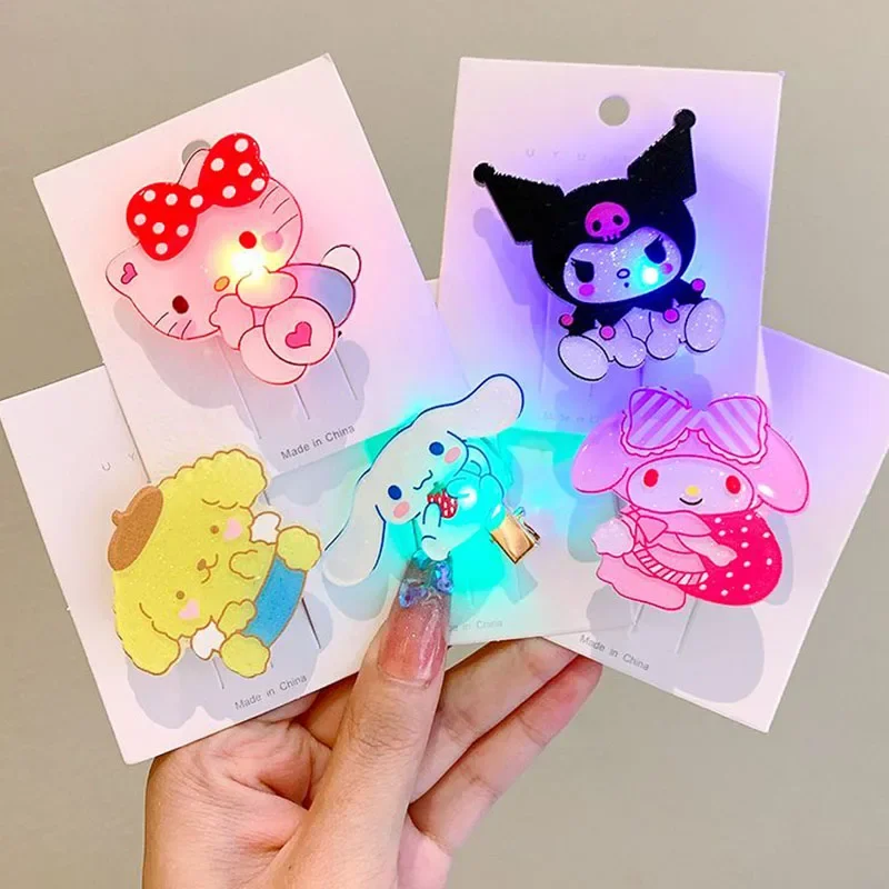 Sanrio Kuromi Cinnamoroll My Melody Hello Kitty Purin Hairpin Cartoon Luminescence Side Clamp Student Headwear Toys Girl Gifts
Sanrio Kuromi Cinnamoroll My Melody Hello Kitty Purin Hairpin Cartoon Luminescence Side Clamp Student Headwear Toys Girl Gifts