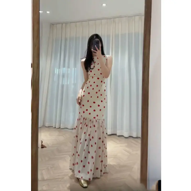 Shpmishal French Fashion and Temperament Polka Dot Dress for Women's Summer Haute Couture Slim Fit Long Dresses Female Clothing
Shpmishal French Fashion and Temperament Polka Dot Dress for Women's Summer Haute Couture Slim Fit Long Dresses Female Clothing