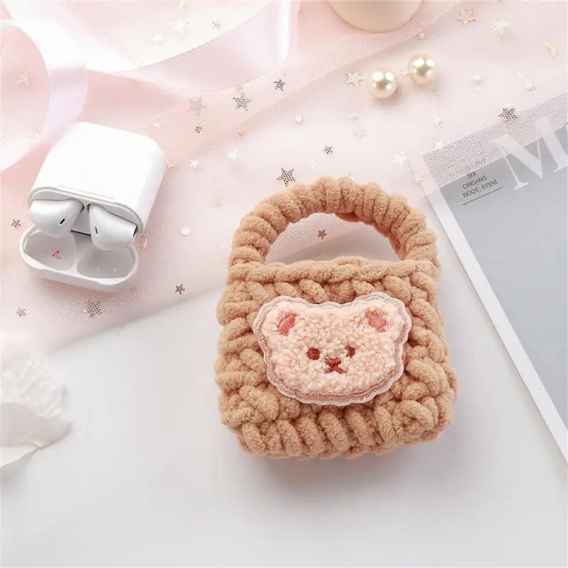 Earphone Protective Cover For Airpods2/3 White Plush Knit Cute Little Bear Soft Anti-scrach Anti-fall Headphone Accessories
Earphone Protective Cover For Airpods2/3 White Plush Knit Cute Little Bear Soft Anti-scrach Anti-fall Headphone Accessories