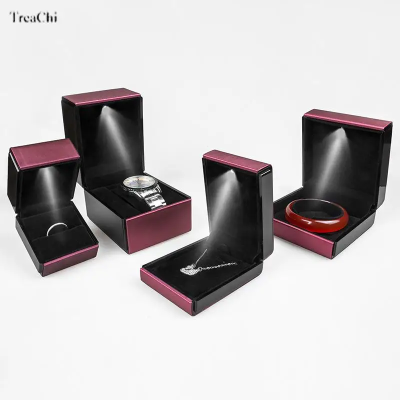

Luxury Pendant Box Square Wedding Ring Case Jewelry Gift Box with LED Light for Proposal Engagement Wedding Ring Box