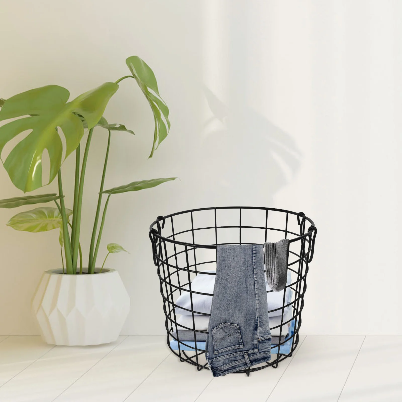 Round Wire Laundry Basket Large Metal Clothes Hamper Handle Iron Wire Utility Storage Container Farmhouse Organizer Bin
Round Wire Laundry Basket Large Metal Clothes Hamper Handle Iron Wire Utility Storage Container Farmhouse Organizer Bin