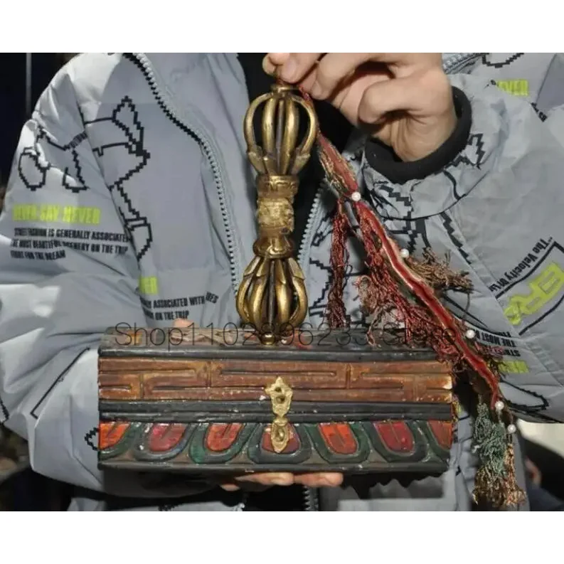 6.8"Tibet temple bronze silk Vajra Dorje Phurpa Exorcism Talisman statue Box set
6.8"Tibet temple bronze silk Vajra Dorje Phurpa Exorcism Talisman statue Box set