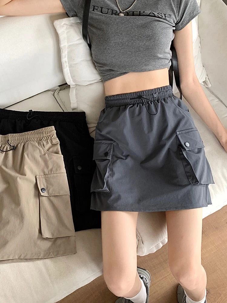 Jmprs Harajuku Sexy Cargo Skirt Women High Waist Streetwear Mini Skirt Summer Casual Pockets Female Simple Design Retro Skirts
Jmprs Harajuku Sexy Cargo Skirt Women High Waist Streetwear Mini Skirt Summer Casual Pockets Female Simple Design Retro Skirts