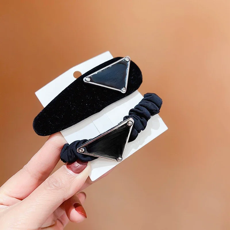 New Fashion Style Blac Velvet Hair Clip Female Side Bangs Clip Front Duckbill Clip Broken Hair P Headwear pinzas para el cabello
New Fashion Style Blac Velvet Hair Clip Female Side Bangs Clip Front Duckbill Clip Broken Hair P Headwear pinzas para el cabello