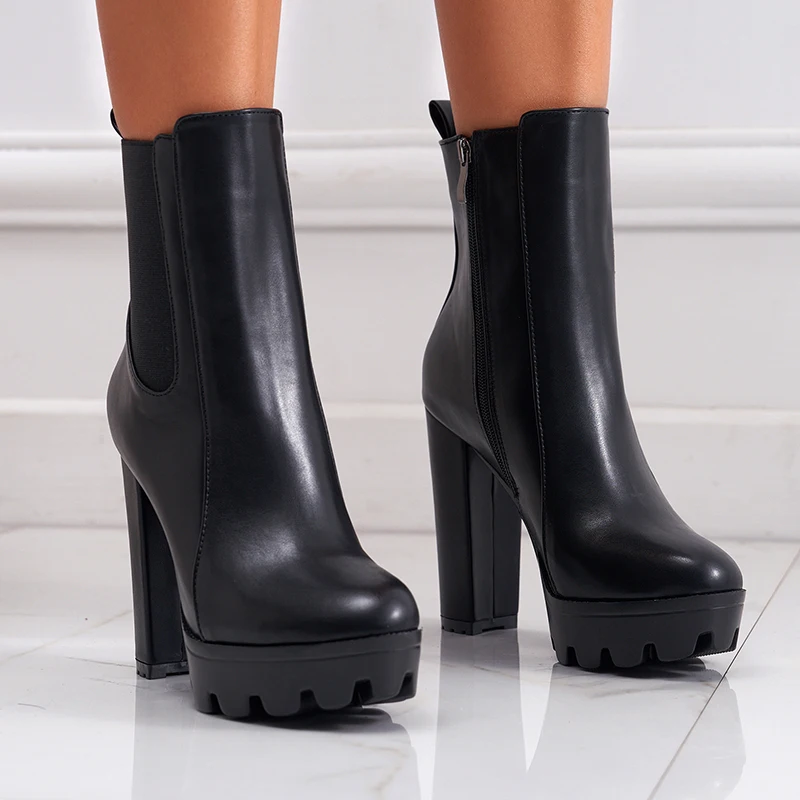 ZOOKERLIN Winter PU Leather Women's Boots Elastic Fabric Platform Thick High Heels Ankle Boots Pure Black Size 35-42 Short Boots
ZOOKERLIN Winter PU Leather Women's Boots Elastic Fabric Platform Thick High Heels Ankle Boots Pure Black Size 35-42 Short Boots