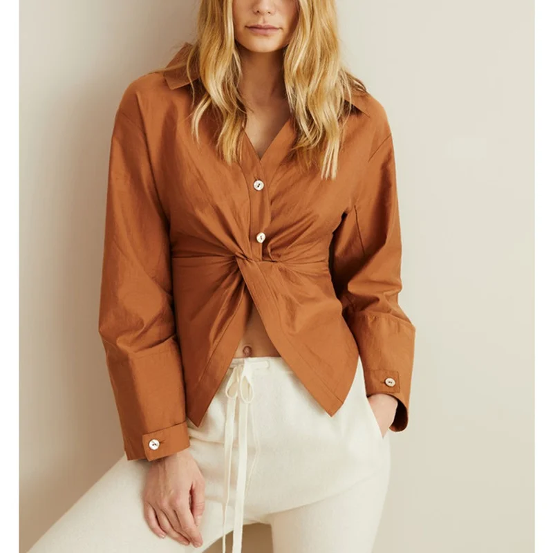 Cotton Ladies V-neck Solid Color Twisted Shirt 2023 Summer Long Sleeve Irregular Waist Single Breasted Blouse Female Office Wear
Cotton Ladies V-neck Solid Color Twisted Shirt 2023 Summer Long Sleeve Irregular Waist Single Breasted Blouse Female Office Wear