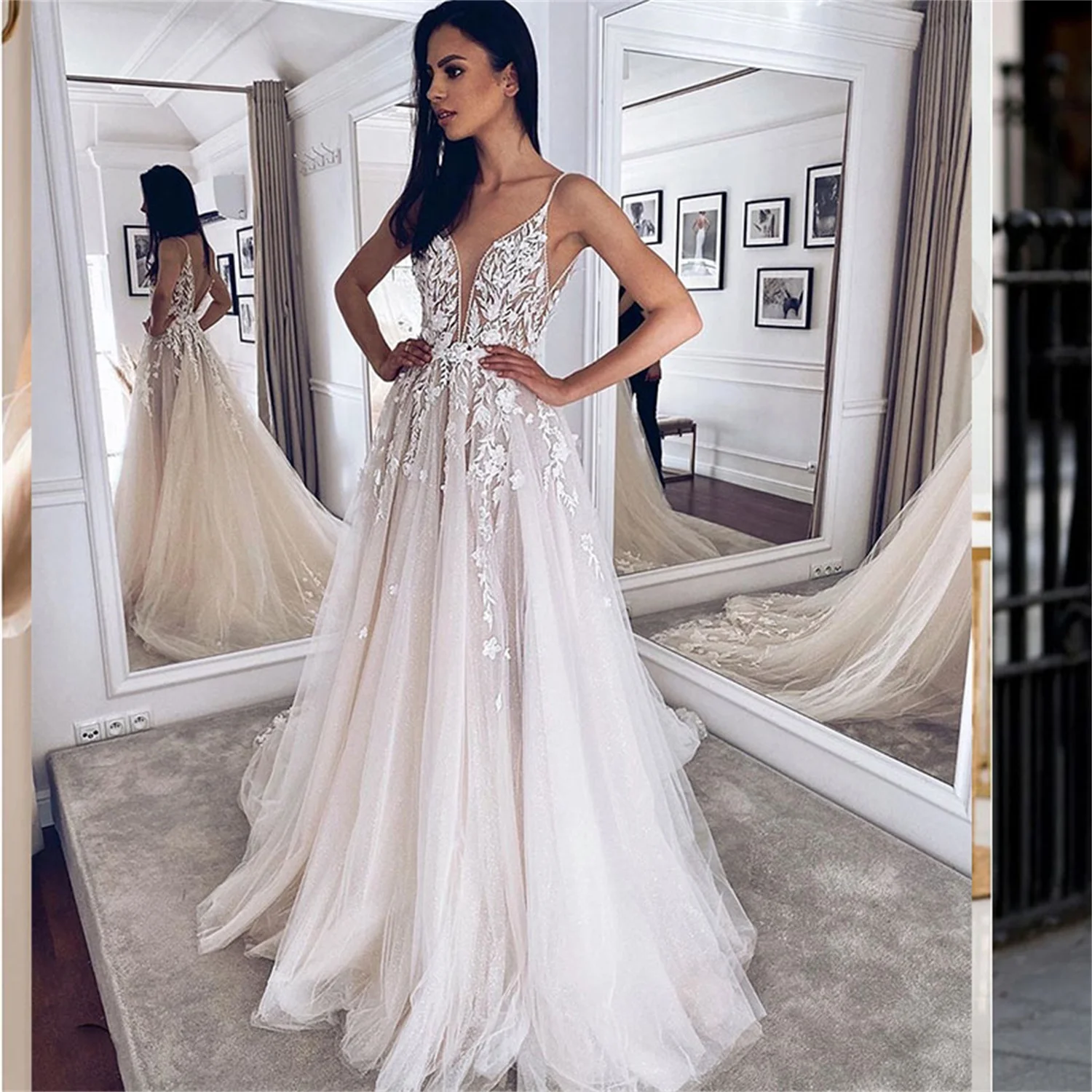 

Spaghetti Strap Deep V Neck Wedding Dress 2023 For Bride Lace Appliques Sparkly Tulle Backless Gorgeous Bridal Gowns
