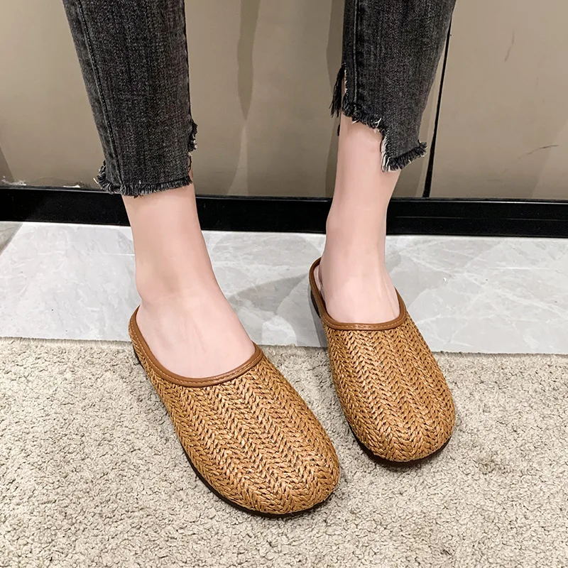French niche sandals women's outfit 2023 new summer soft bottom toe openwork woven flat slippers trend
French niche sandals women's outfit 2023 new summer soft bottom toe openwork woven flat slippers trend