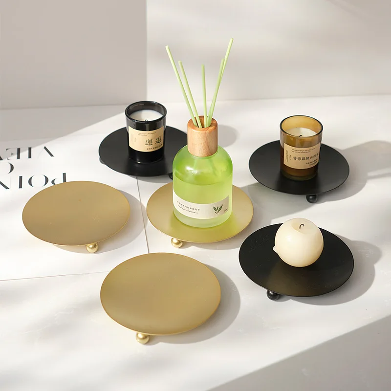 Nordic Style Circular Aromatherapy Candlestick Light Luxury Home Table Tray Creative Circular Ornaments INS Desktop Decoration
Nordic Style Circular Aromatherapy Candlestick Light Luxury Home Table Tray Creative Circular Ornaments INS Desktop Decoration