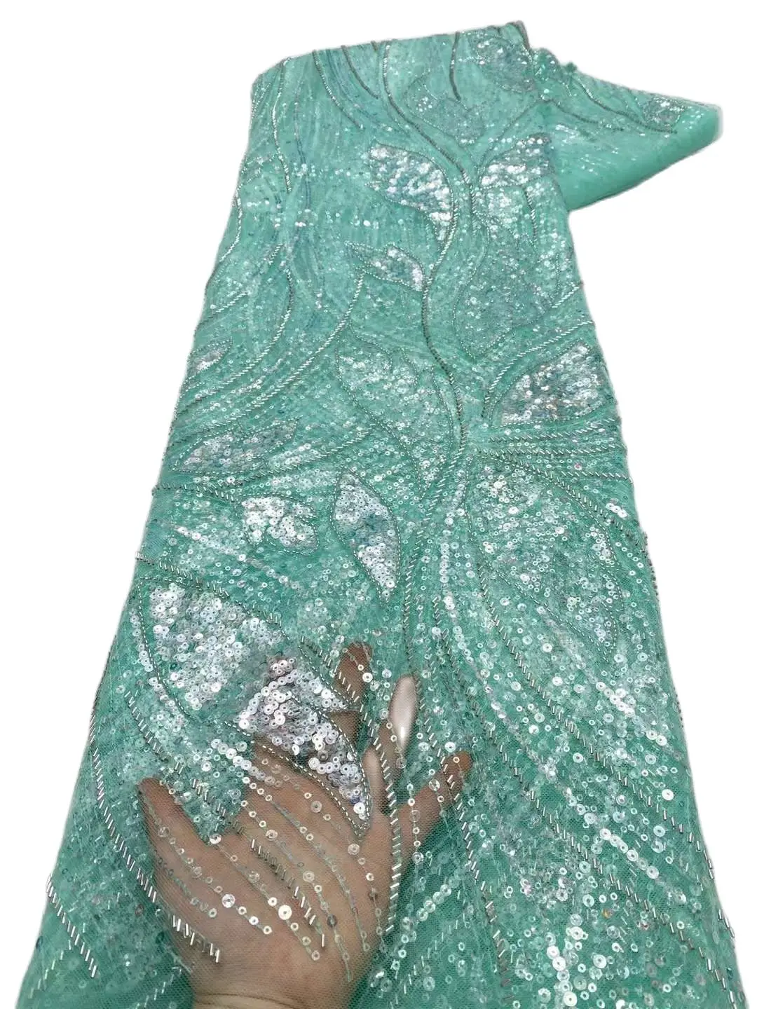 Top Sales 2K-32301 French Net Lace with Shinny Sequins and Beads Top Sales Embroidered Tulle Fabric for Bridal Dress
Top Sales 2K-32301 French Net Lace with Shinny Sequins and Beads Top Sales Embroidered Tulle Fabric for Bridal Dress