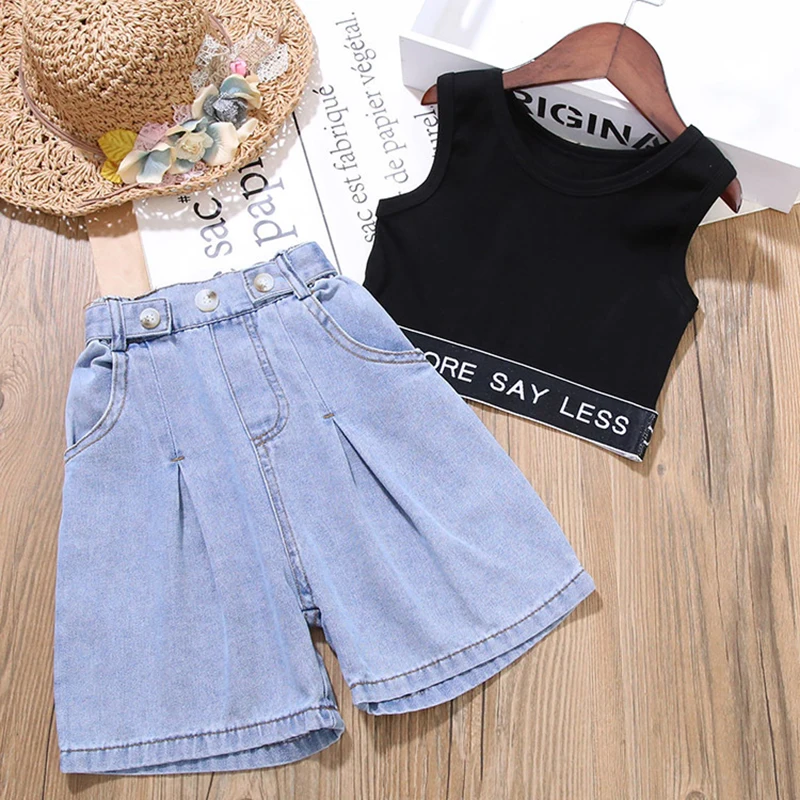 Girl's Jeans Set Fashion Black Sleeveless Tank Top Letter Top Jeans 2-piece Set Cool Girl
Girl's Jeans Set Fashion Black Sleeveless Tank Top Letter Top Jeans 2-piece Set Cool Girl