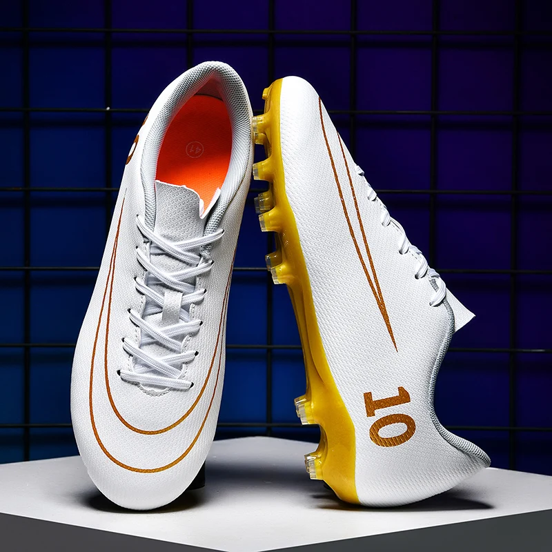 Hot Selling Men's High-quality Football Shoes Breathable Waterproof Wear-resistant Long Staple Training Sports Shoes Sizes 31-46
Hot Selling Men's High-quality Football Shoes Breathable Waterproof Wear-resistant Long Staple Training Sports Shoes Sizes 31-46