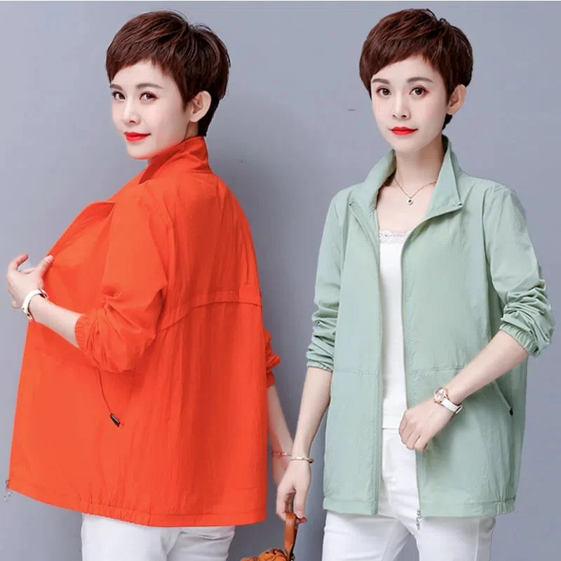 2023 New Women's Jackets Long Sleeve Sun-Protective Coat Female Windbreaker Korean Loose Zipper Pocket Windproof Top
2023 New Women's Jackets Long Sleeve Sun-Protective Coat Female Windbreaker Korean Loose Zipper Pocket Windproof Top