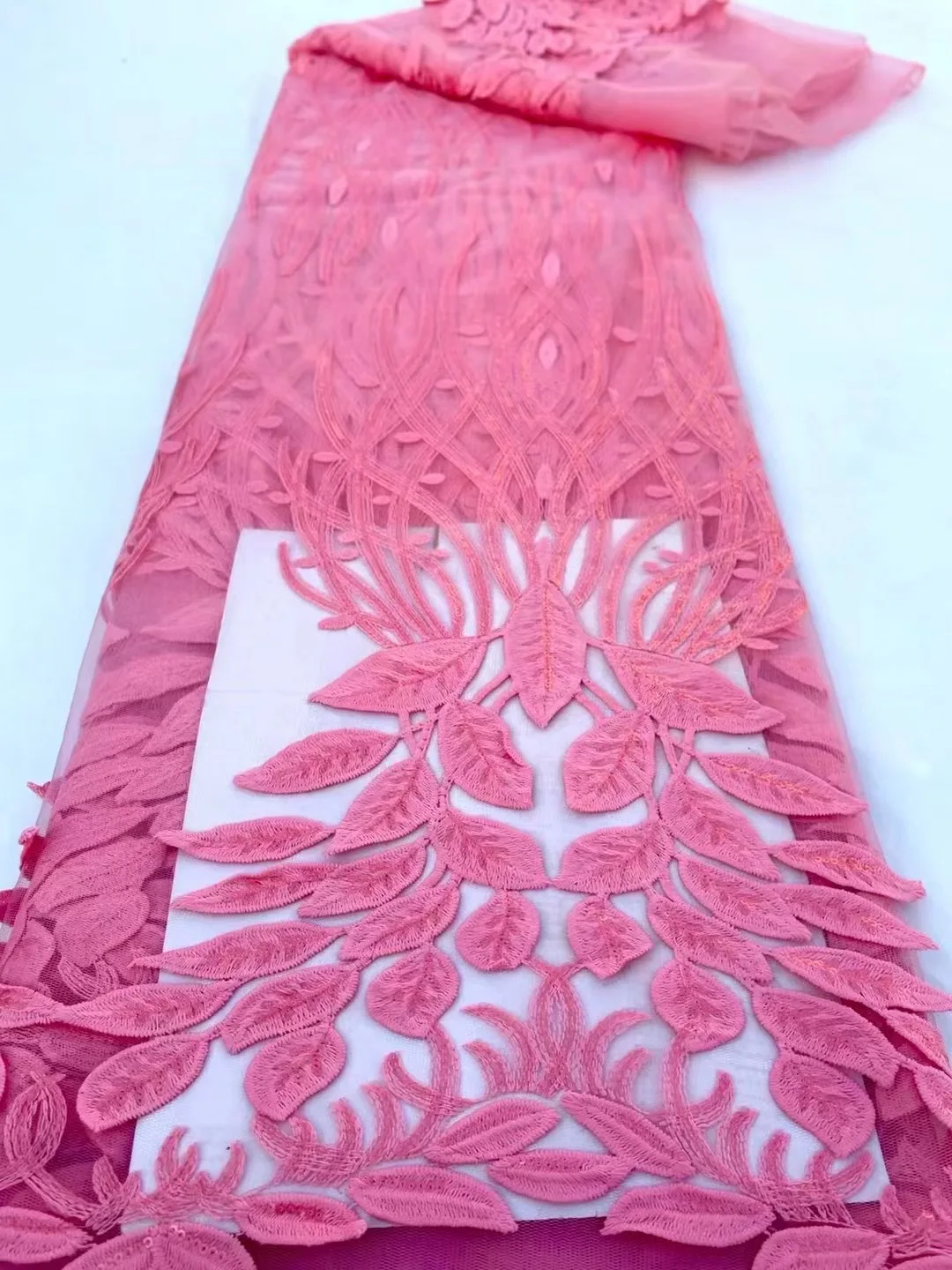 Nigerian Lace Fabric 2023 High Quality African Tulle Lace Fabrics Latest Silk Milk Mesh Lace with Sequins for Party NJ5544
Nigerian Lace Fabric 2023 High Quality African Tulle Lace Fabrics Latest Silk Milk Mesh Lace with Sequins for Party NJ5544