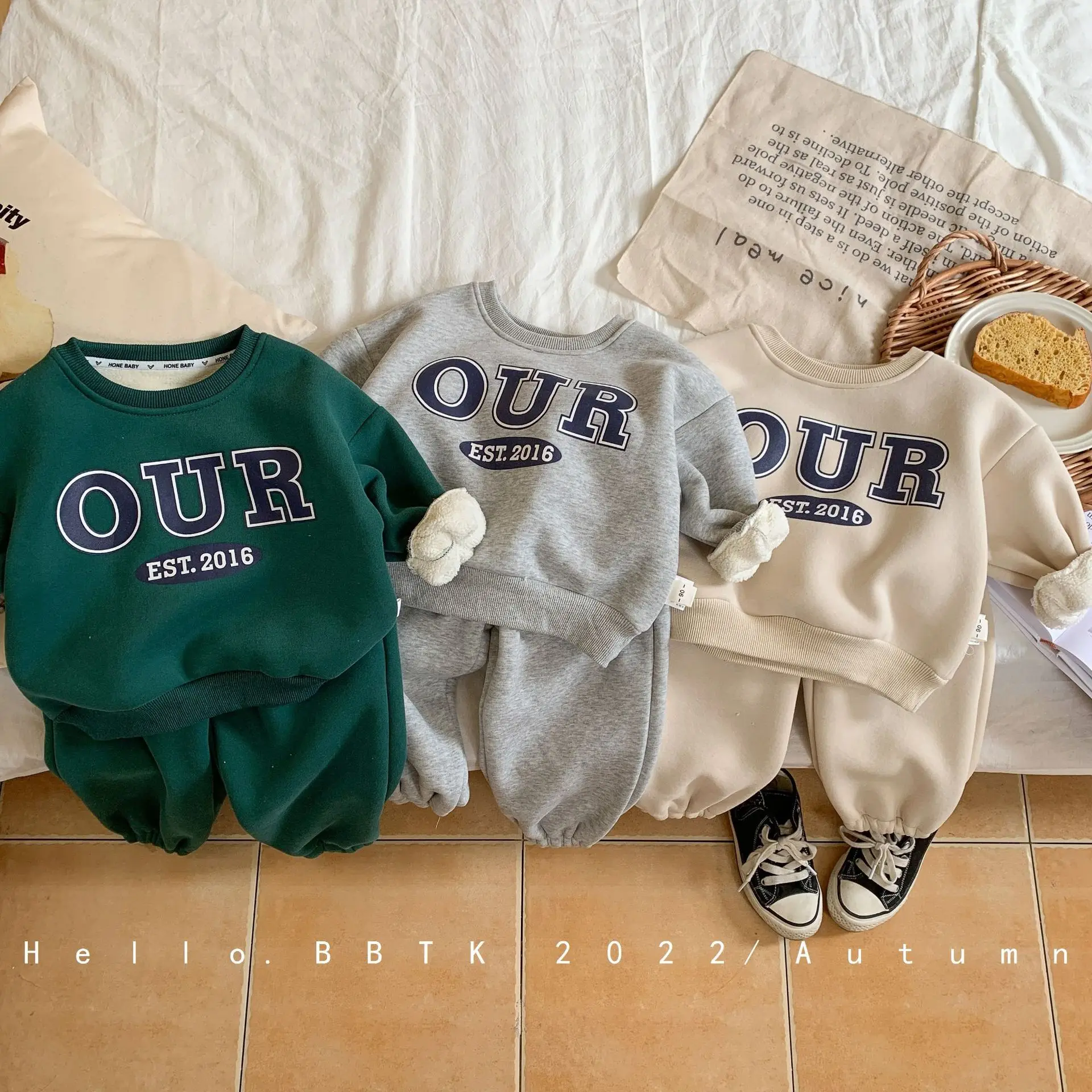 Boys Winter Clothes 2022 New Children's Fleece-Lined Sweatershirt Children's Casual Trousers Baby Girl Two-Piece Suit
Boys Winter Clothes 2022 New Children's Fleece-Lined Sweatershirt Children's Casual Trousers Baby Girl Two-Piece Suit