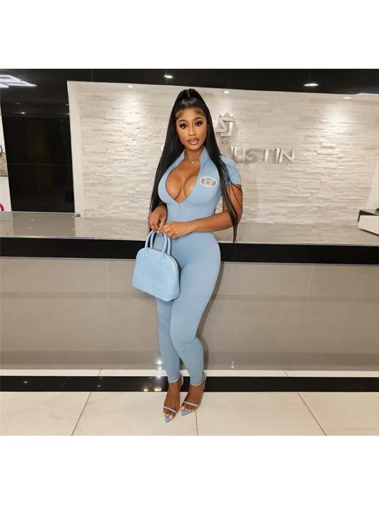 Women's Hollow Print Short Sleeve Zip Fitness Jumpsuits For Summer Trend Skinny Activity Sporty Workout Overalls Streetwear
Women's Hollow Print Short Sleeve Zip Fitness Jumpsuits For Summer Trend Skinny Activity Sporty Workout Overalls Streetwear