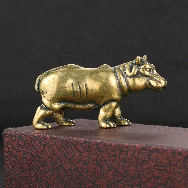 Solid Copper Hippo Figurines Miniatures Home Decoration Small Cute Animal Statue Desktop Ornaments Tea Pet Pure Copper Crafts 
Solid Copper Hippo Figurines Miniatures Home Decoration Small Cute Animal Statue Desktop Ornaments Tea Pet Pure Copper Crafts
