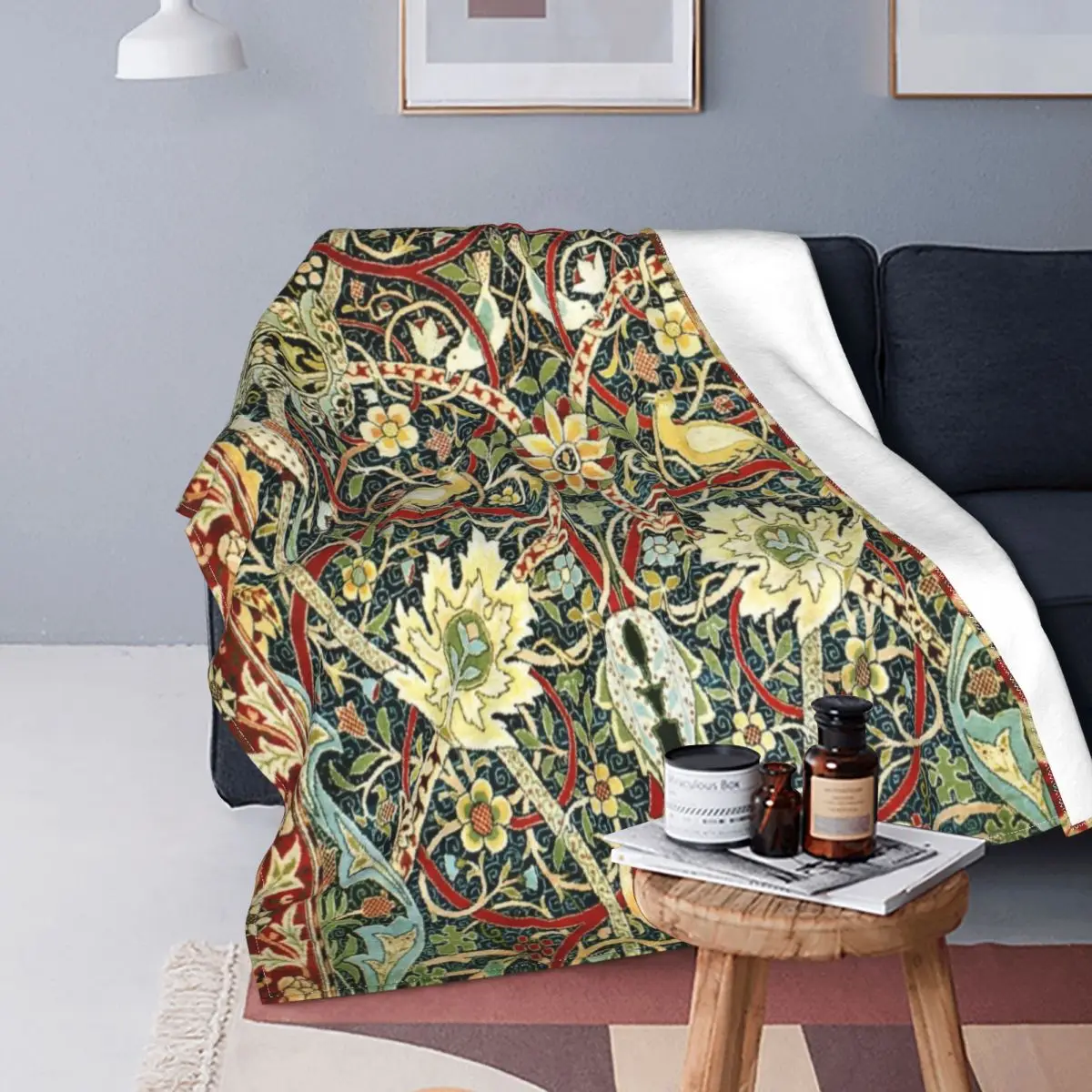 

Fleece William Morris Bullerswood Antique Rug Print Throw Blanket Warm Flannel Blankets for Bed Office Couch Bedspreads