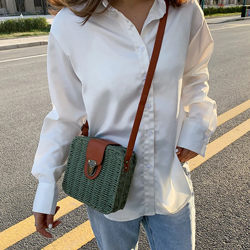 Small Round Rattan Purse - Handwoven Vacation Essential 7 Sea7bf1616da149b0babbc78ef195c991C