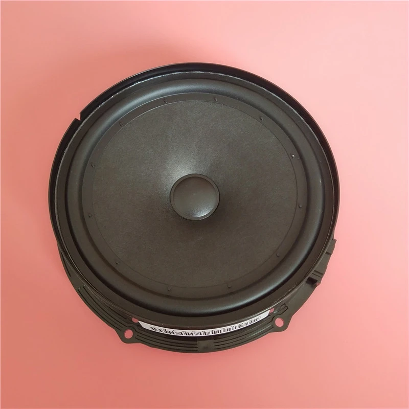 Auto Front Rear Door Speaker Low Bass Horn Trumpet Loudspeaker Music Radio Tone for VW Tiguan 5N0035453C 5N0035454B
Auto Front Rear Door Speaker Low Bass Horn Trumpet Loudspeaker Music Radio Tone for VW Tiguan 5N0035453C 5N0035454B