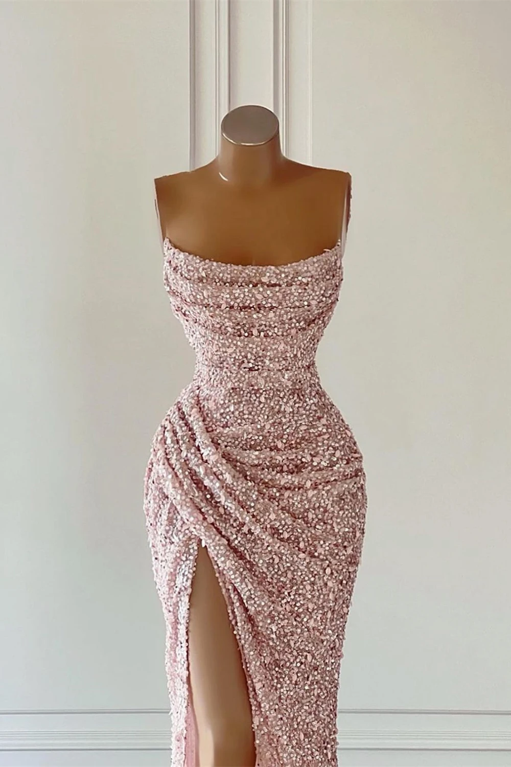 Pink Sparkly Sequined Evening Dresses High Split Beaded Pleat Strapless Mermaid Formal Party Prom Gowns Women Elegant Luxury
Pink Sparkly Sequined Evening Dresses High Split Beaded Pleat Strapless Mermaid Formal Party Prom Gowns Women Elegant Luxury