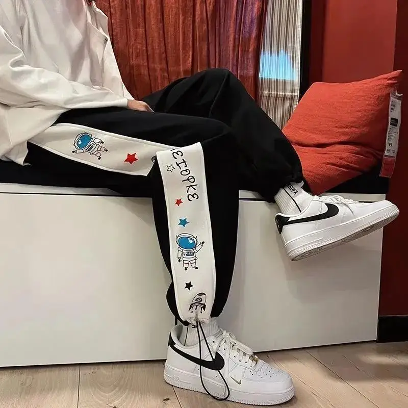 New Spring Summer Sports Pants Female Loose Tappered Design Sense High Street Trendy Slimming All-Matching Hong Kong Style Pants
New Spring Summer Sports Pants Female Loose Tappered Design Sense High Street Trendy Slimming All-Matching Hong Kong Style Pants