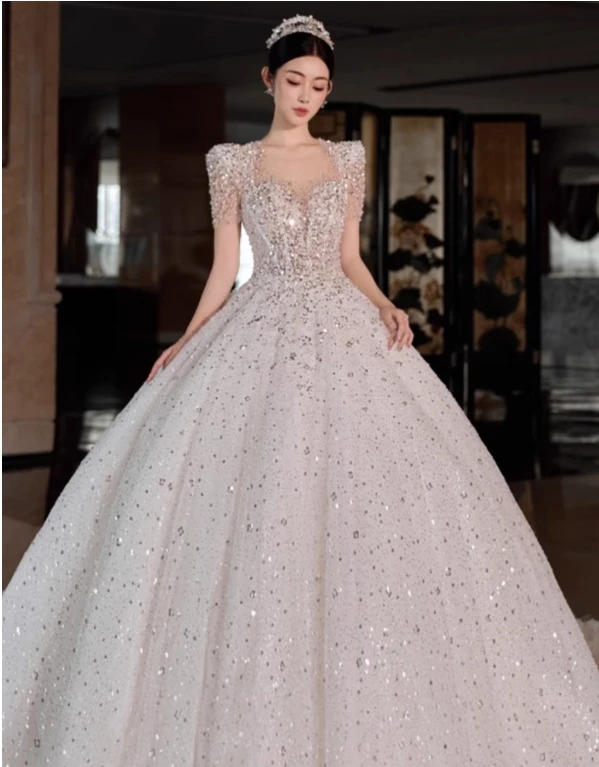 2023 New Simple Bridal Dress Short Sleeved Floor-length Princess Wedding Gown Lace Up Sequined Custome Made Vestido De Novia
2023 New Simple Bridal Dress Short Sleeved Floor-length Princess Wedding Gown Lace Up Sequined Custome Made Vestido De Novia