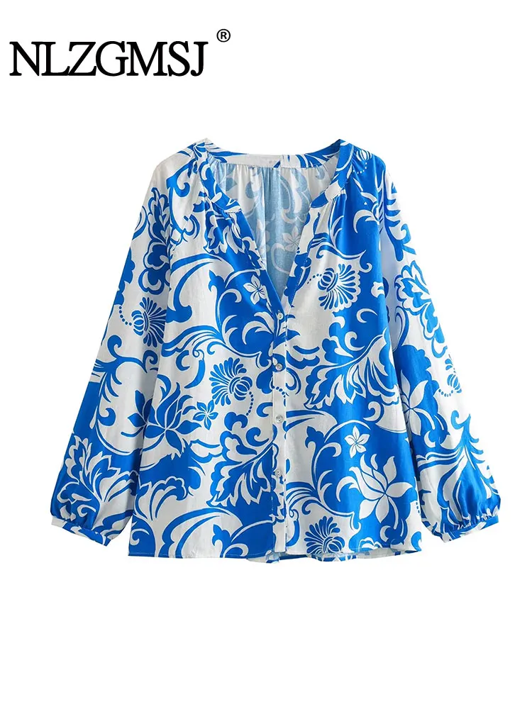 TRAF Blue Printed Women Casual Blouse 2023 Summer Long Sleeve V Neck Buttons Loose Shirt Vintage Female Top
TRAF Blue Printed Women Casual Blouse 2023 Summer Long Sleeve V Neck Buttons Loose Shirt Vintage Female Top