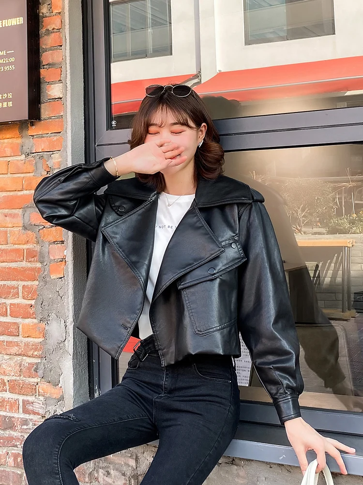 Новая весенне-осенняя женская кожаная куртка, уличное пальто из искусственной кожи, Байкерская верхняя одежда, асимметричные повседневные куртки
Новая весенне-осенняя женская кожаная куртка, уличное пальто из искусственной кожи, Байкерская верхняя одежда, асимметричные повседневные куртки