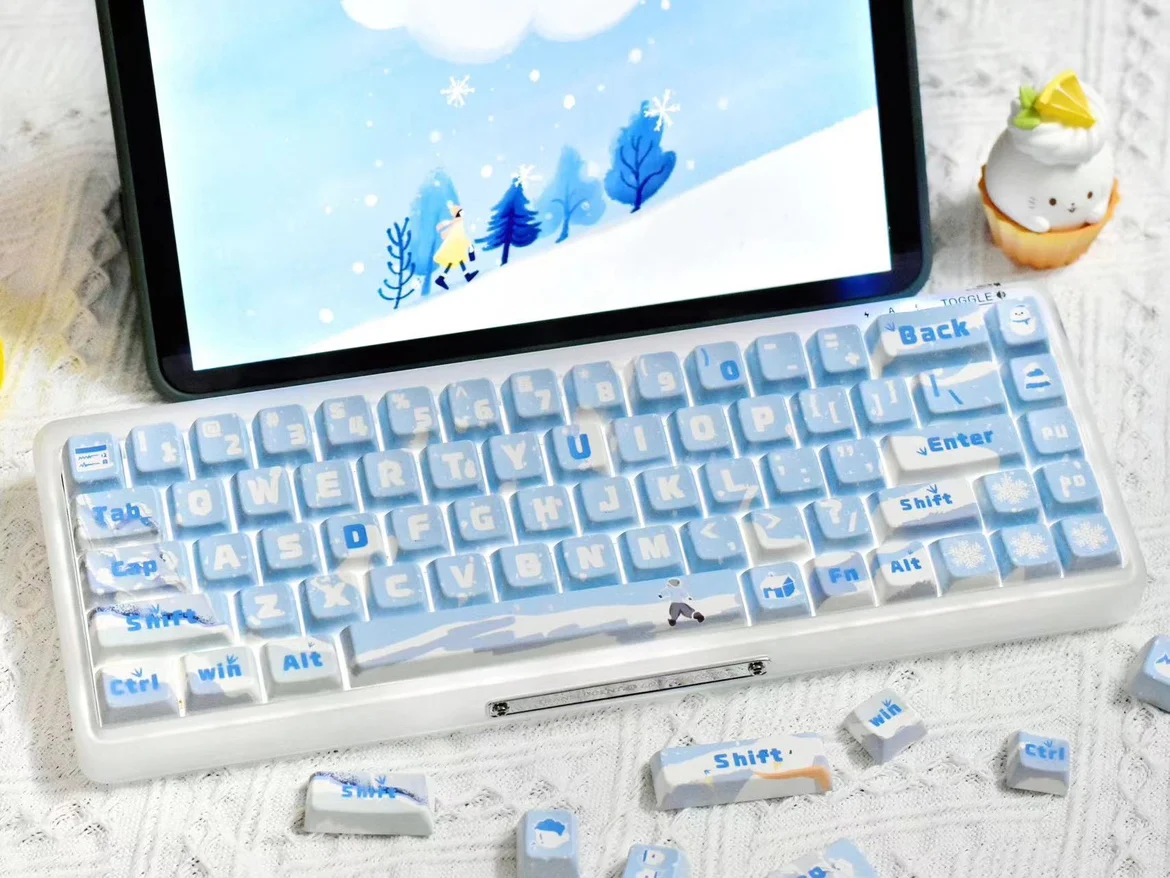 Winter Snow Theme Keycaps Thermosublimation PBT Keycaps MDA Height 142 Keys Cross Shaft Mechanical Keyboard Replacement Keycaps
Winter Snow Theme Keycaps Thermosublimation PBT Keycaps MDA Height 142 Keys Cross Shaft Mechanical Keyboard Replacement Keycaps
