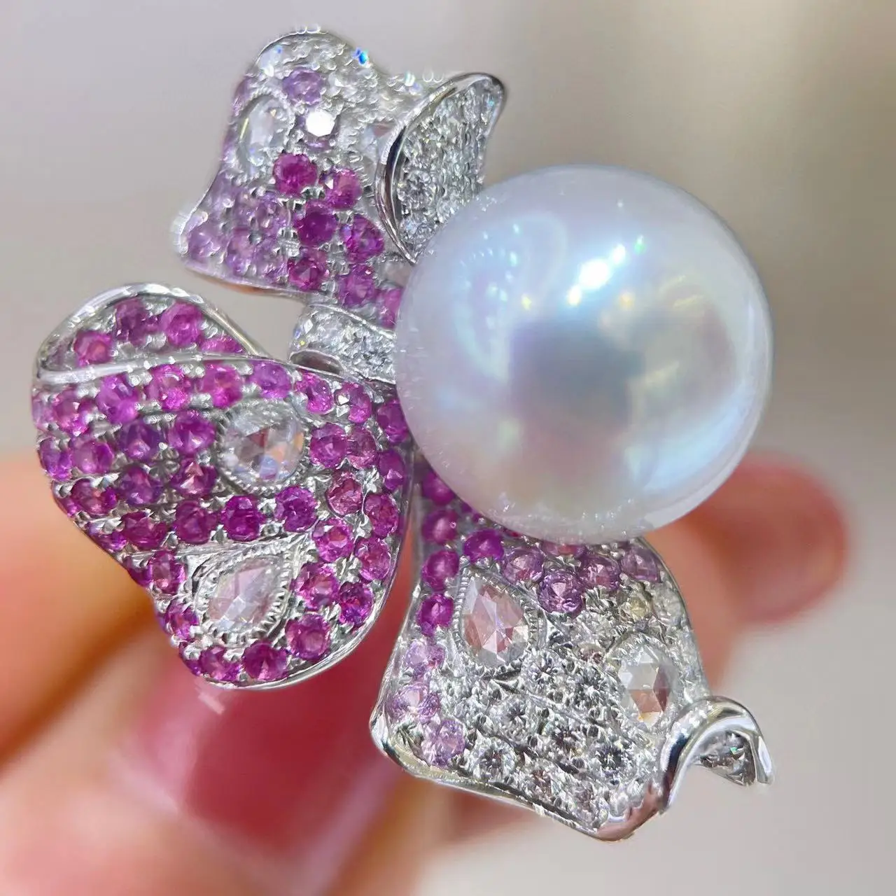 Beautiful Blooming Flower Full Diamonds Natural Round Pear Rings Adjustable Finger Band Women with 925 Silver Cubic Zirconia
Beautiful Blooming Flower Full Diamonds Natural Round Pear Rings Adjustable Finger Band Women with 925 Silver Cubic Zirconia