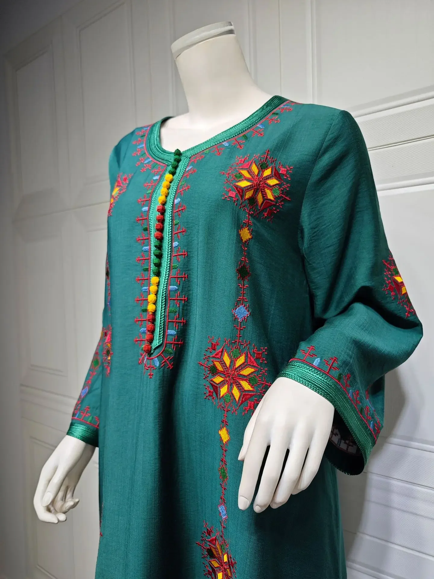 فستان مسلم مطرز أنيق للنساء جلابية عباية رمضان فساتين طويلة عبايات امرأة كيمونو رداء قفطان مغربي فيستدوس فستان مسلم مطرز أنيق للنساء جلابية عباية رمضان فساتين طويلة عبايات امرأة كيمونو رداء قفطان مغربي فيستدوس