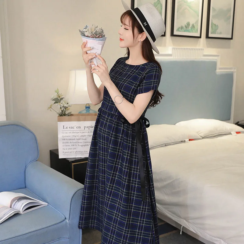 2022 summer Korean loose short sleeve large Plaid lace up loose long maternity lactation dress
2022 summer Korean loose short sleeve large Plaid lace up loose long maternity lactation dress