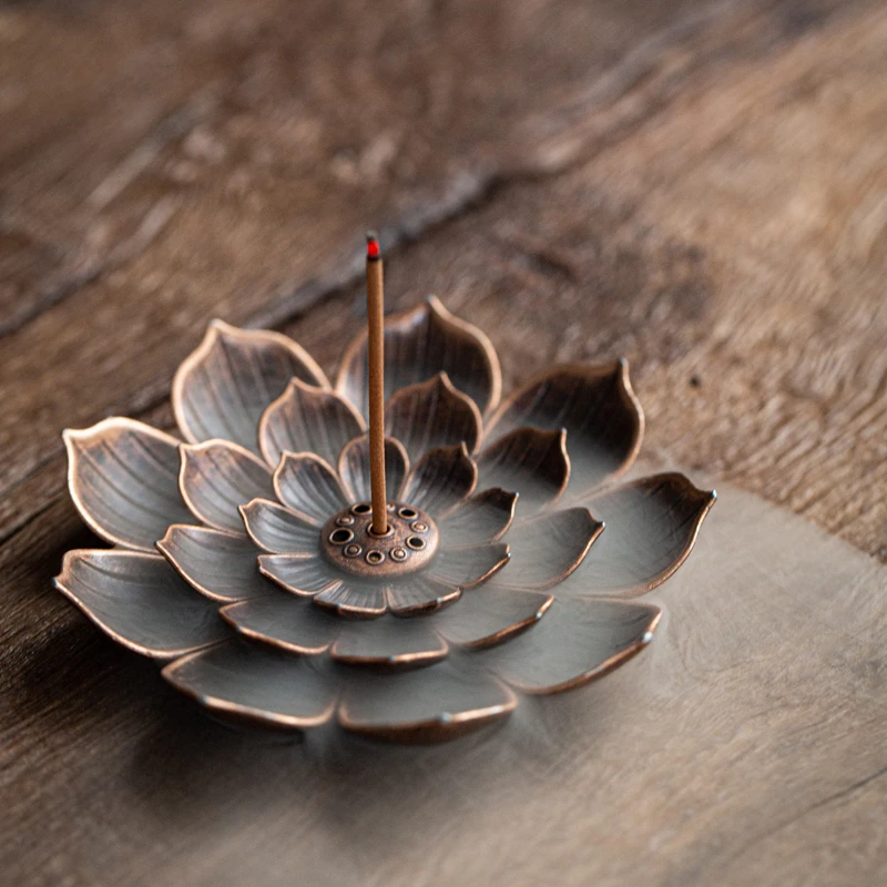 Thousand story Lotus Fragrance Insertion Incense Stove Retro Home Tea Room Creative Alloy Sandalwood Inventory Fragrance Holder
Thousand story Lotus Fragrance Insertion Incense Stove Retro Home Tea Room Creative Alloy Sandalwood Inventory Fragrance Holder