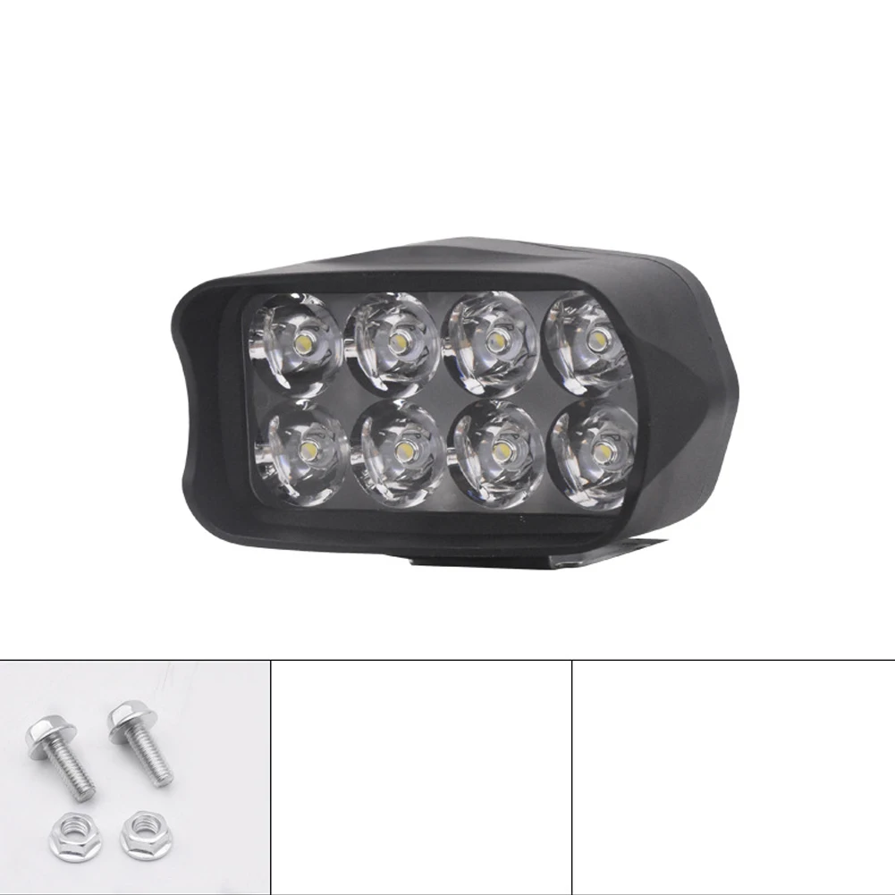 Universal Headlight Super Bright Work Light 12V-80V 12W 160x50x45mm 3-wheel Car Spotlight ABS+LED Front LED Light
Universal Headlight Super Bright Work Light 12V-80V 12W 160x50x45mm 3-wheel Car Spotlight ABS+LED Front LED Light