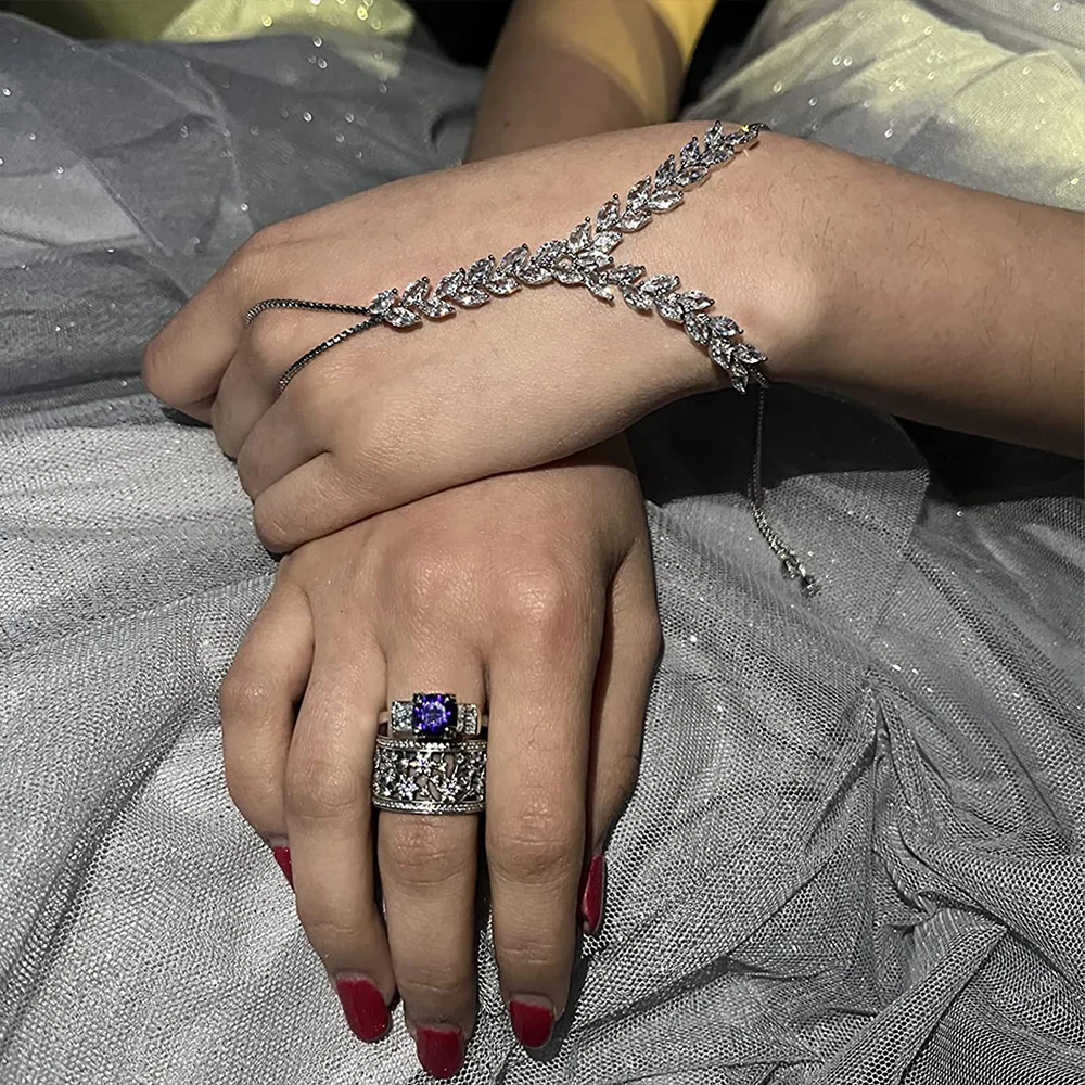XSBODY Fashion Cubic Zirconia Palm Chain Bracelet for Women Silver Color Hand Bracelet Cluster CZ with Ring Hand Harness Bangle
XSBODY Fashion Cubic Zirconia Palm Chain Bracelet for Women Silver Color Hand Bracelet Cluster CZ with Ring Hand Harness Bangle